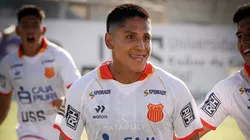 Raúl Ruidíaz en Atlético Grau.