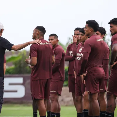 ¿Se acabó la línea de 3? Este sería el sistema que usaría Héctor Cúper en Universitario