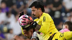 Guillermo Viscarra podría salir de Alianza Lima ante pocos minutos.