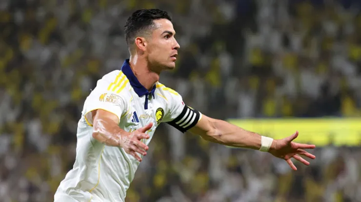 Cristiano Ronaldo celebrando su gol en Al Nassr vs. Damac.