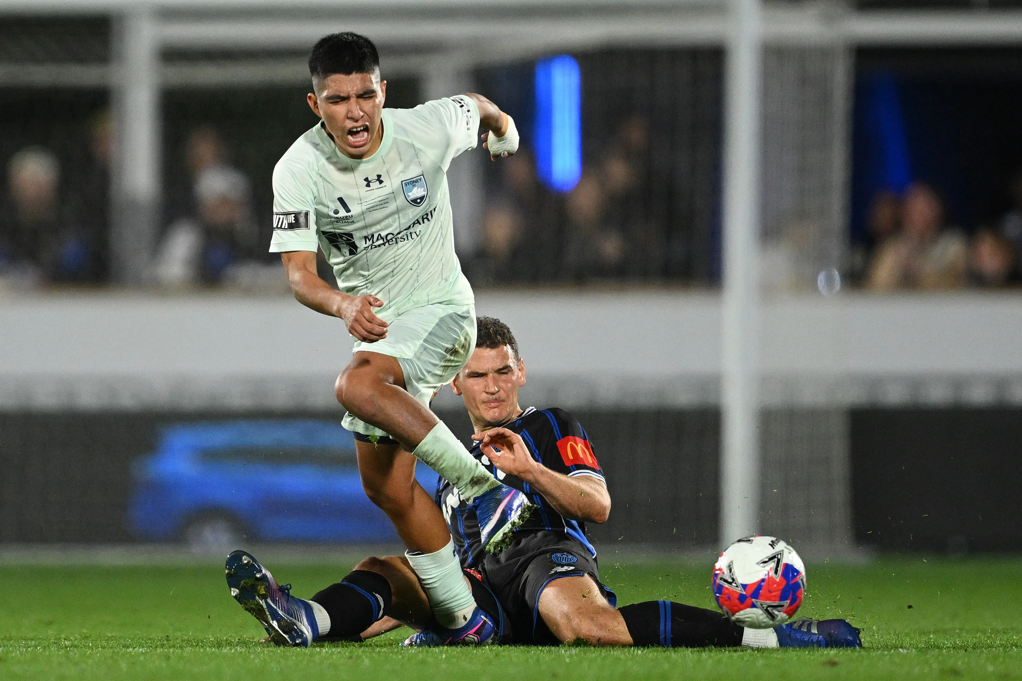 Piero Quispe contra el Auckland (Foto: Getty).
