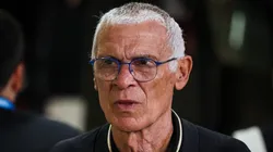 Héctor Cúper, DT de Universitario.