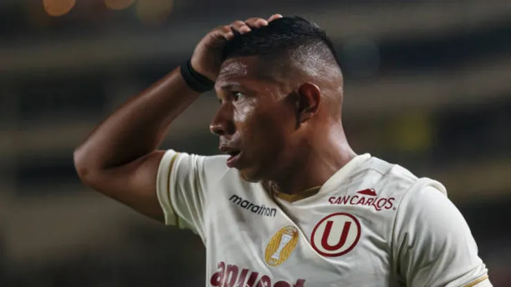 Edison Flores justifica su bajo nivel dentro de Universitario.