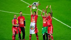 Quiénes son los futbolistas peruanos campeones de Champions League.