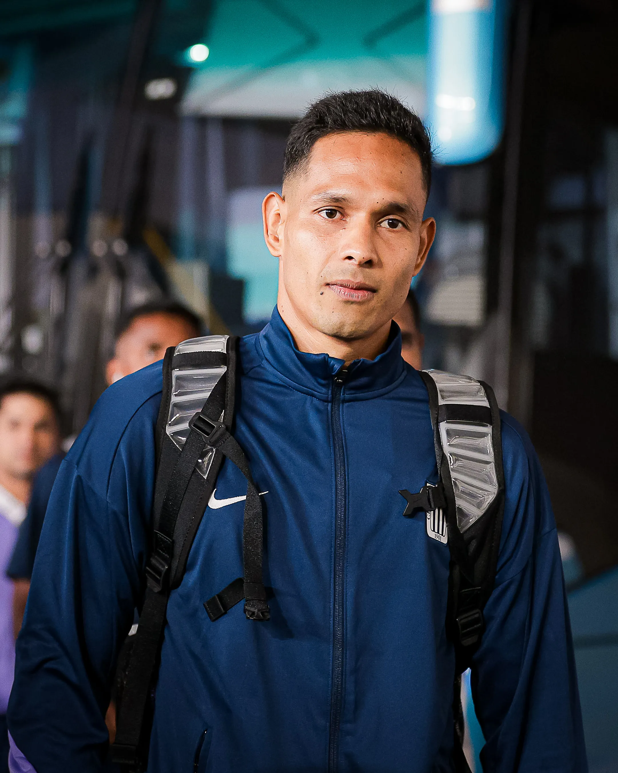 Renzo Garcés junto con Alianza Lima en la previa de un partido por el Torneo Apertura 2026. (Foto: Alianza Lima)
