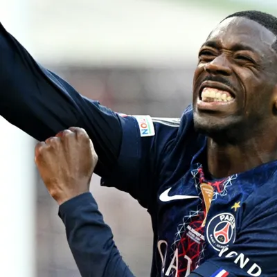 El gol de penal de Ousmane Dembélé para empatar el PSG vs Arsenal en la final de la Champions League