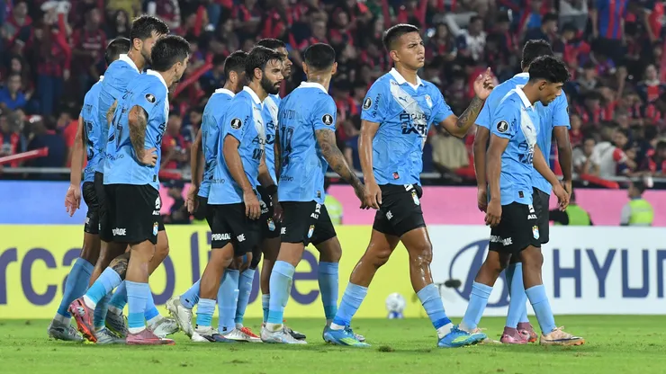Sporting Cristal con tres despidos y cuatro refuerzos para el Torneo Clausura.