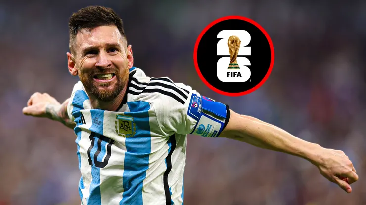 Lionel Messi festejando con la camiseta de Argentina junto al logo oficial del Mundial 2026.