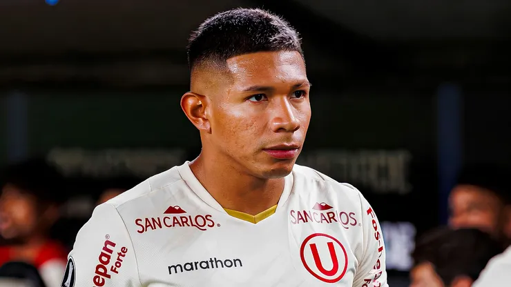 Universitario definió la salida de seis jugadores.