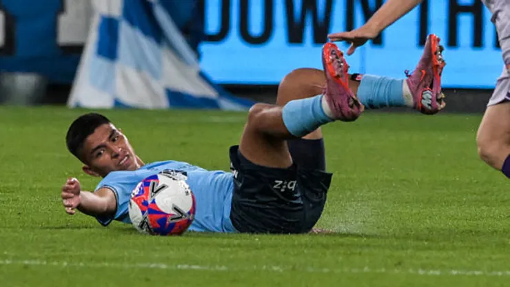 Sydney FC toma decisión reciente sobre futuro de Piero Quispe.