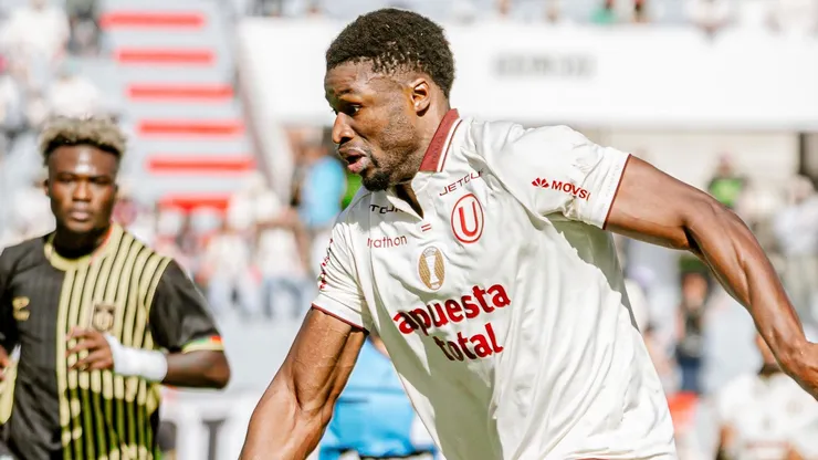 Sekou Gassama en Universitario.