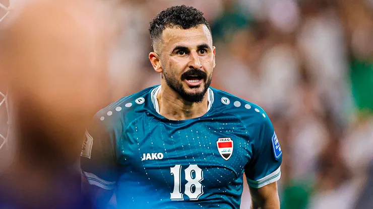 Aymen Hussein festejando su gol en el partido entre Irak vs. Bolivia por el repechaje internacional al Mundial 2026.