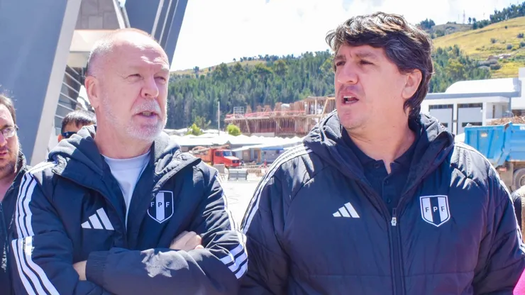 Jean Ferrari, junto a Mano Menezes, DT de la Selección Peruana.