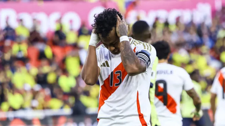 River Plate habría llamado a Renato Tapia y esto decidió.