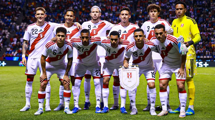 La Selección Peruana minutos previos a su partido amistoso ante España en México.