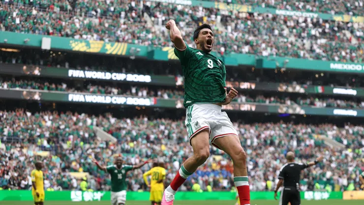 Raúl Jiménez y un grito emotivo de gol.