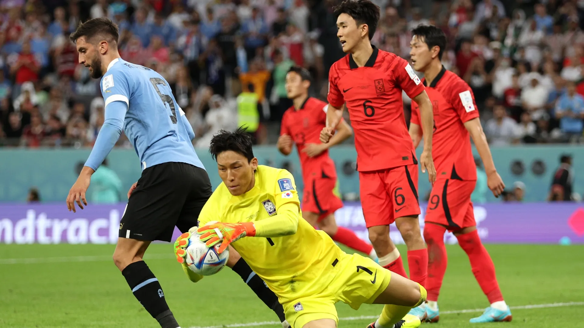 Kim Seung-gyu, en el partido entre Corea del Sur y Uruguay en el Mundial de Qatar 2022 (Getty Images).