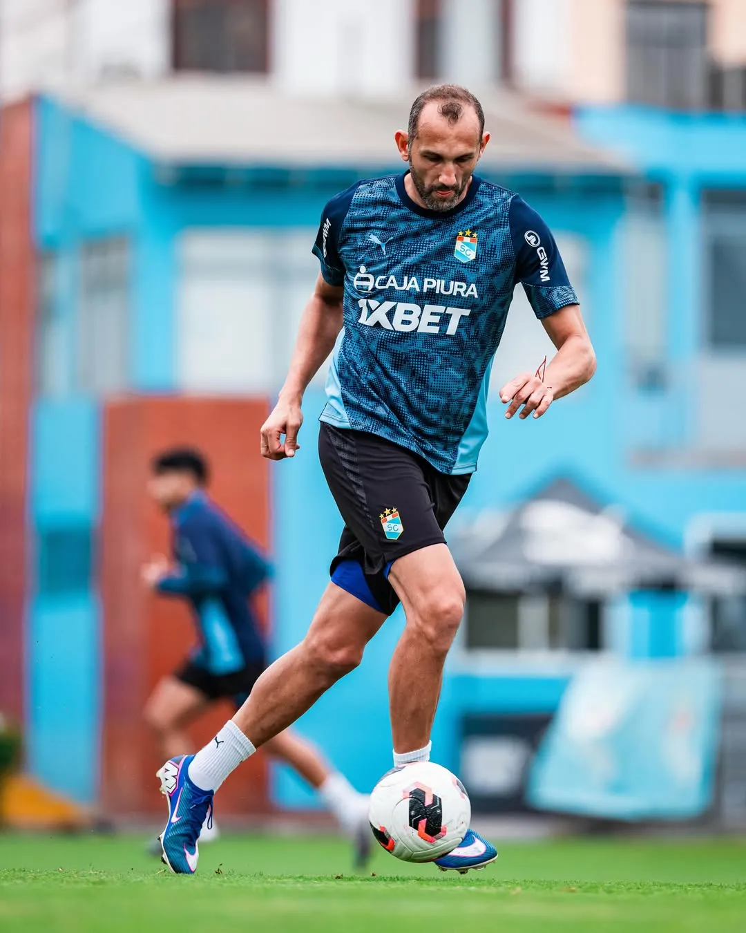 Hernán Barcos entrenando en Sporting Cristal. (Foto: Sporting Cristal)