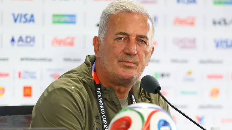 Vladimir Petkovic, DT de la Selección de Argelia.