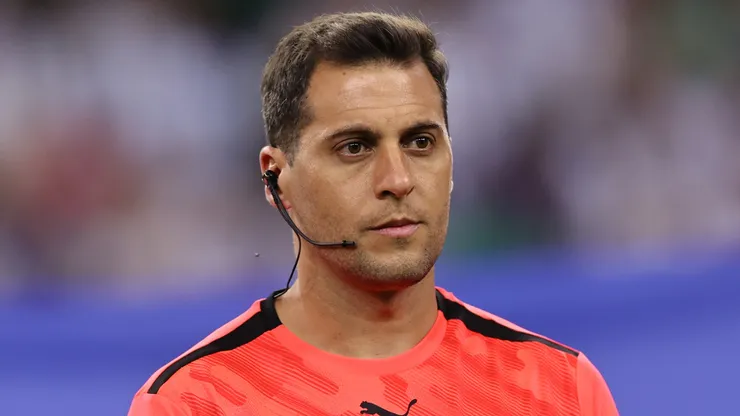 Gustavo Tejera, árbitro uruguayo.