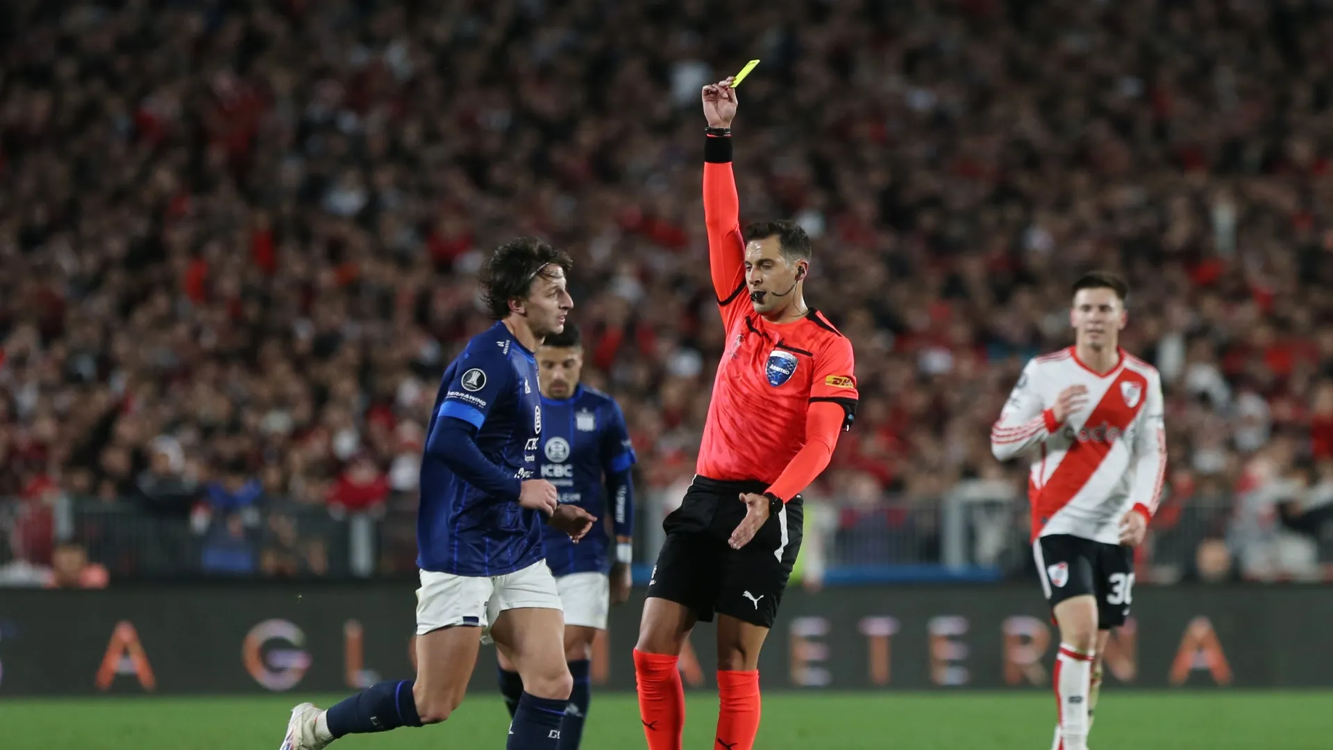 Gustavo Tejera, en un partido de Copa Libertadores (Getty Images).