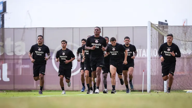Jugador de Universitario con molestias durante entrenamientos.