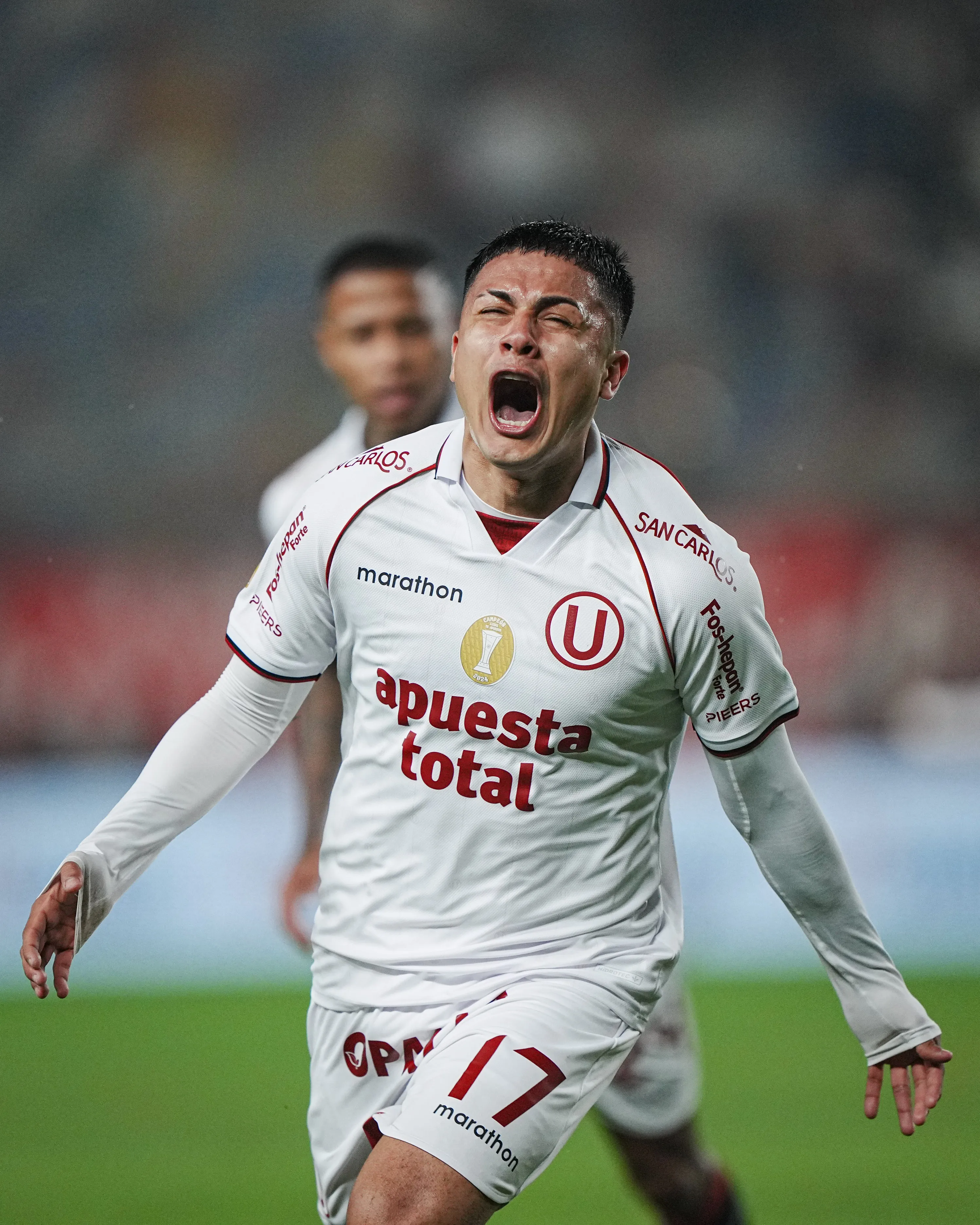 Jairo Concha festejando uno de sus goles con Universitario. (Foto: Liga 1)
