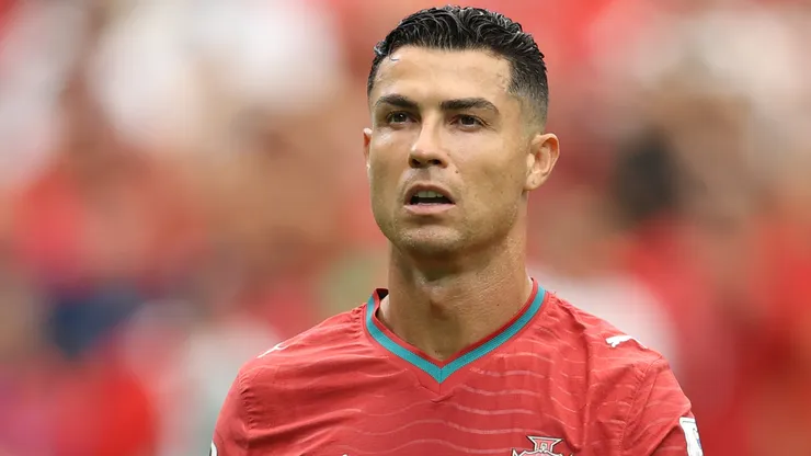 Cristiano Ronaldo sale al campo por segunda vez en la Copa del Mundo este martes.