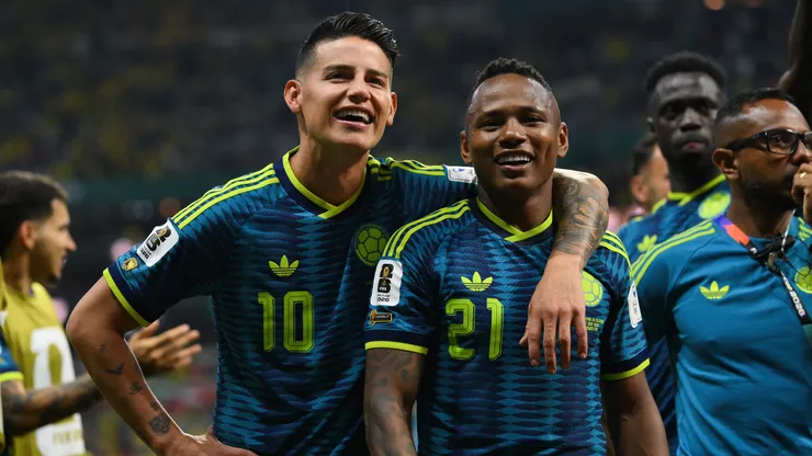 James Rodríguez y Leandro Campaz.