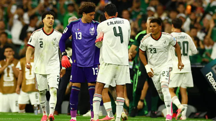 Periodista peruano criticó la entrada de Memo Ochoa en el Mundial 2026.