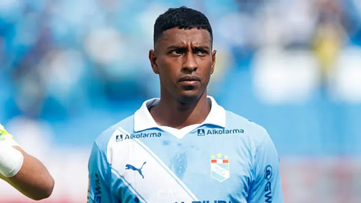Miguel Araujo eligió a Alianza Lima por encima de Sporting Cristal.