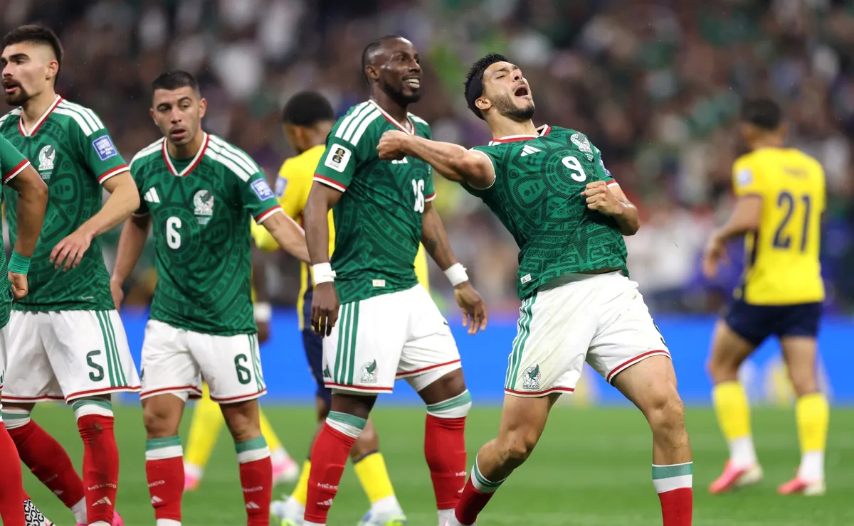 México despierta en casa: a octavos — photo: bolavip.com