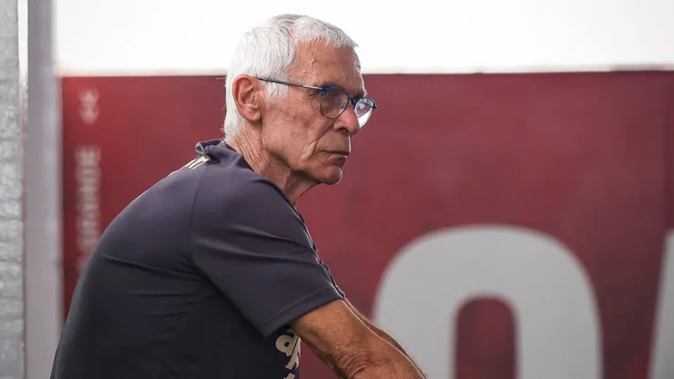 Héctor Cúper.