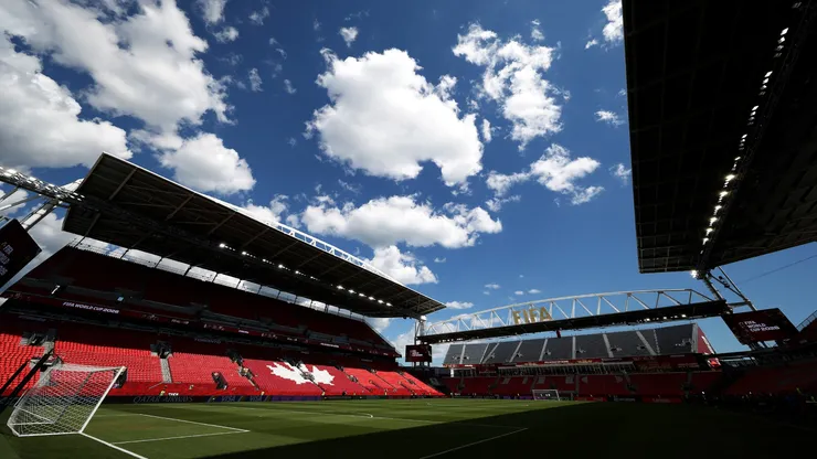 El BMO Field, desde el campo de juego y con vista a parte de sus tribunas.