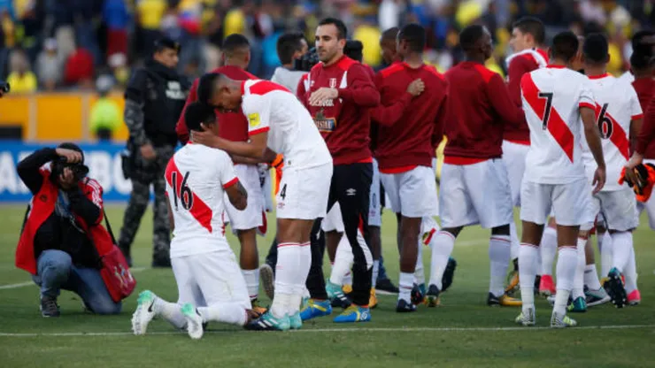 Universitario piensa en mundialista con la Selección Peruana.