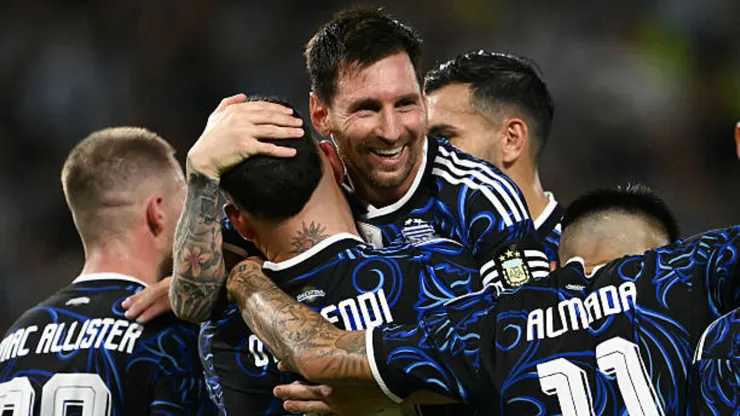 Si Argentina gana, contra quién, cuándo y dónde juega.