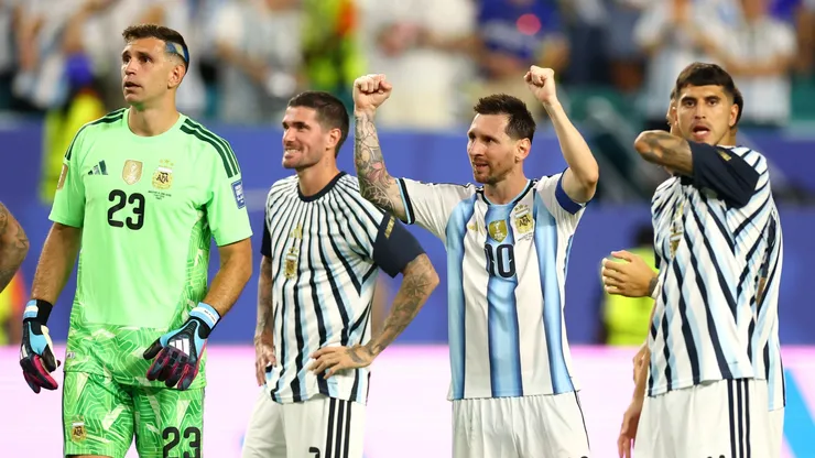 La Selección Argentina sufrió para pasar a octavos de final.