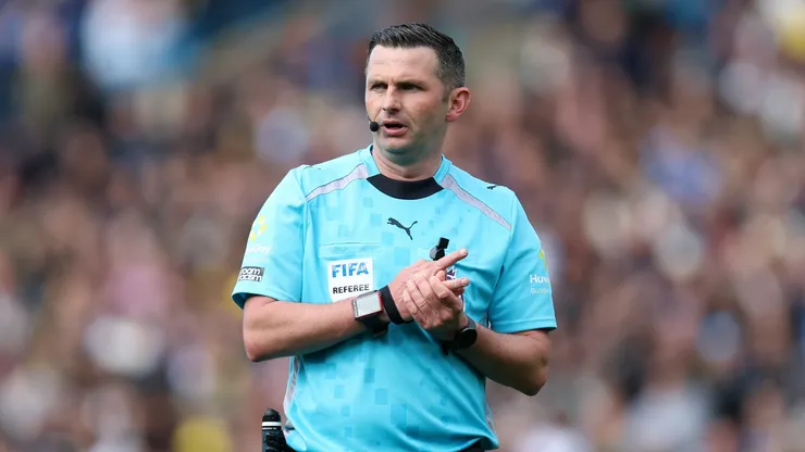 Michael Oliver, árbitro inglés.