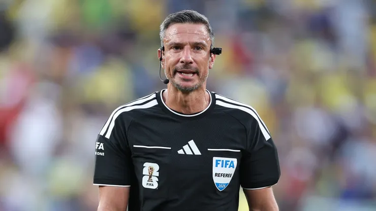 Árbitro del Argentina vs España