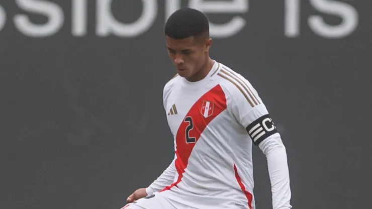Anderson Villacorta, capitán de la Sub 20 de Perú en 2024.