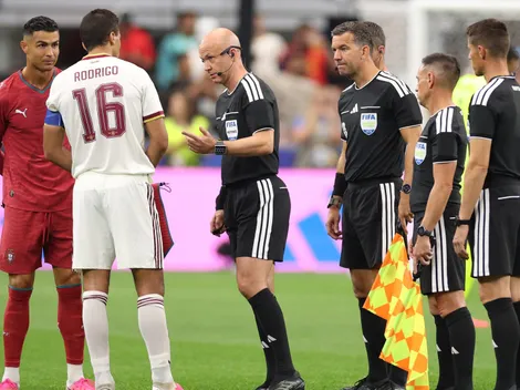 Tras dirigir en el Mundial 2026, el árbitro inglés Anthony Taylor se retiró del arbitraje