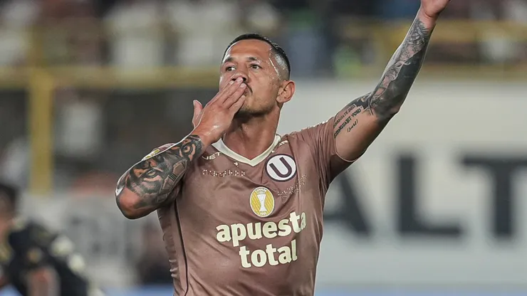 Gianluca Lapadula llegó para esto a Universitario en Perú.