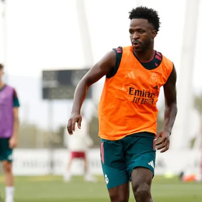 Lo sufren en Arsenal: la nueva oferta de Real Madrid que está a nada de convencer a Vinicius Jr.