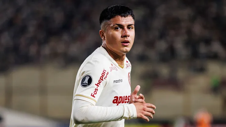Jairo Concha, volante de Universitario.