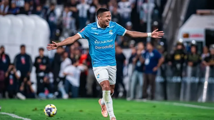 Fernando Pacheco, en su paso por Sporting Cristal.