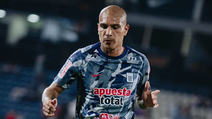 Paolo Guerrero, delantero de Alianza Lima.