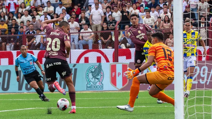 FC Cajamarca vs. Universitario por el Torneo Clausura 2026.