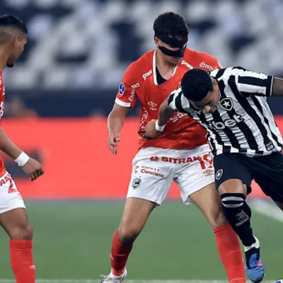 ¡Clasificación imperial! Cienciano cayó 1-0 ante Botafogo en Brasil, pero avanzó por el 6-2 en el global