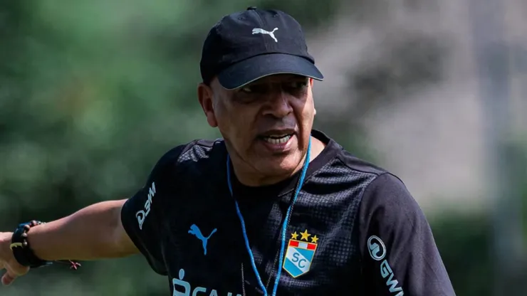 Roberto Mosquera, DT de Sporting Cristal.