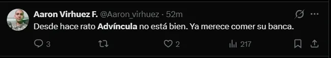 Fuente: 'X'.